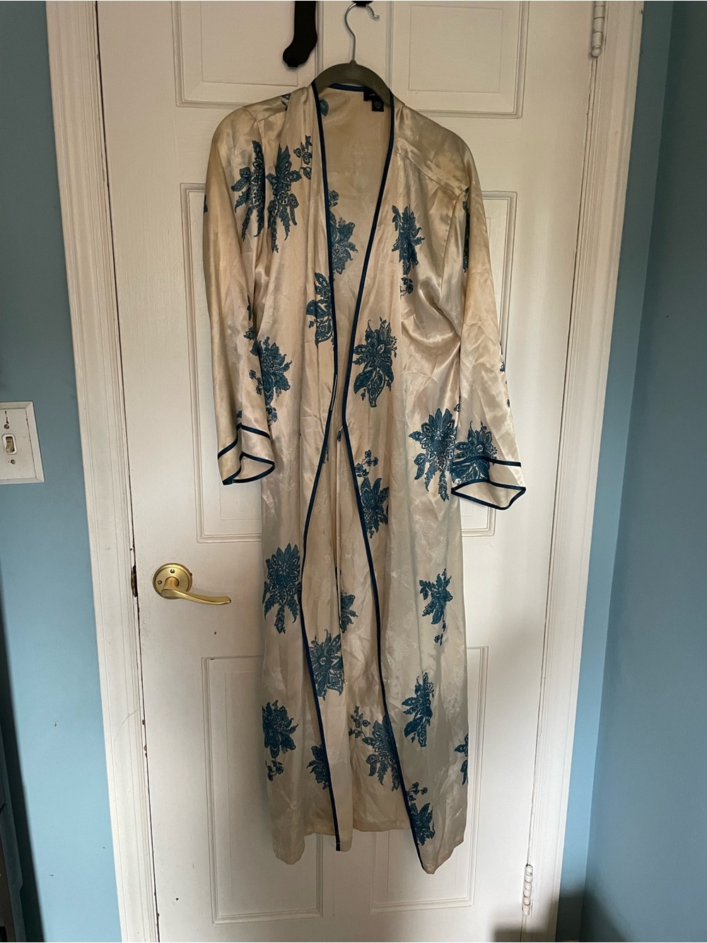 Vintage 90s Jones New York Long Ivory and teal Floral Embroidered Kimono